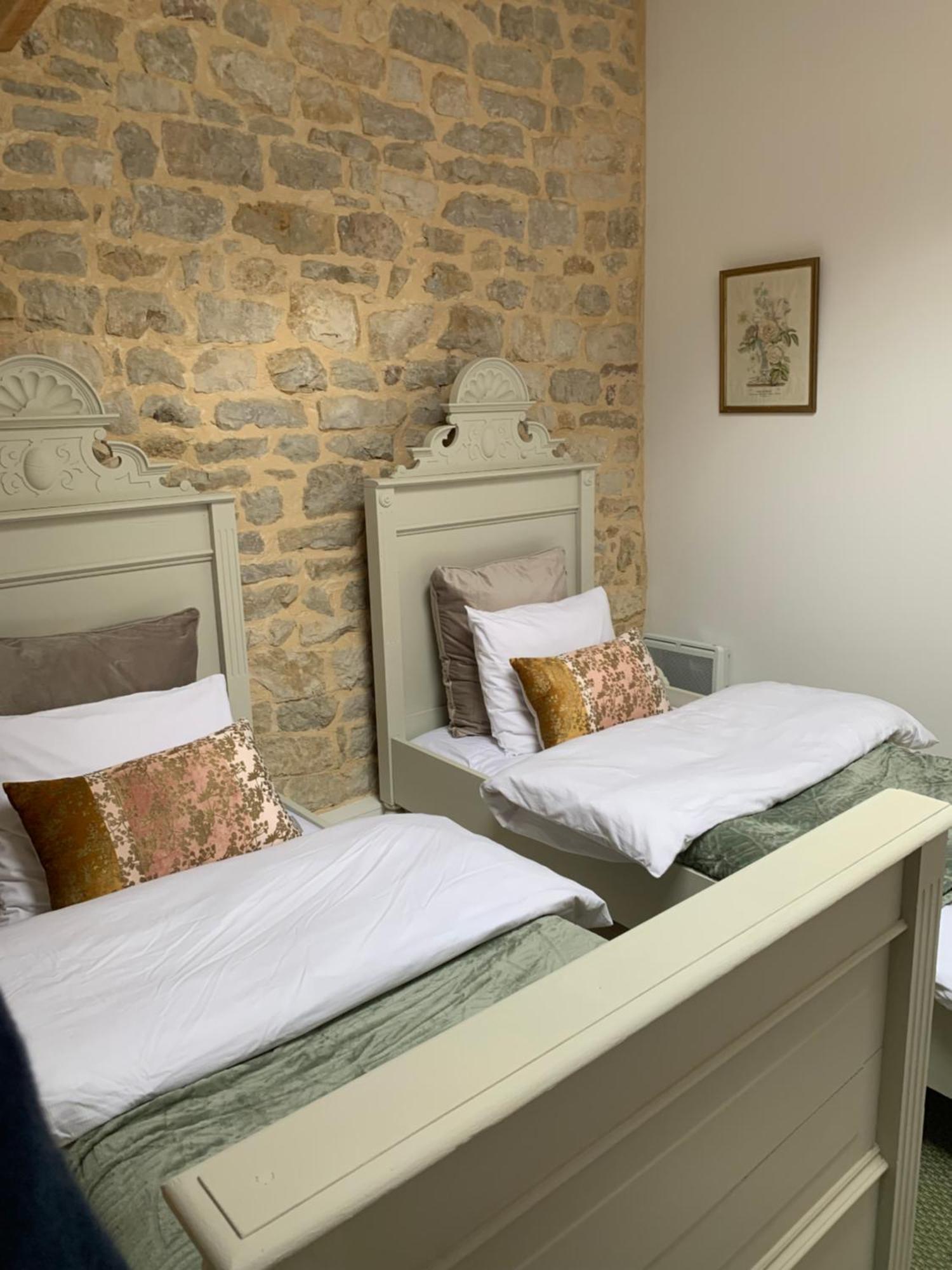 Maison Le Haut Fee Serecourt 外观 照片